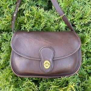 Vintage Coach Prairie Bag Style 9954 in Mahogany